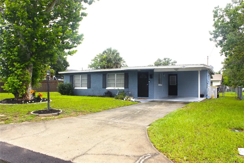 5 Moonlight Lane Winter Haven FL 33884