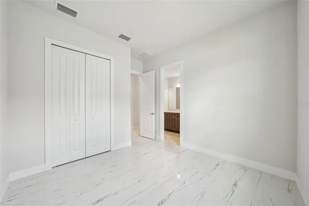 9201 Sanders Tree Loop Wesley Chapel FL 33545