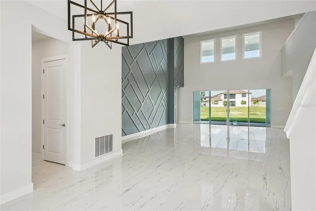 9201 Sanders Tree Loop Wesley Chapel FL 33545