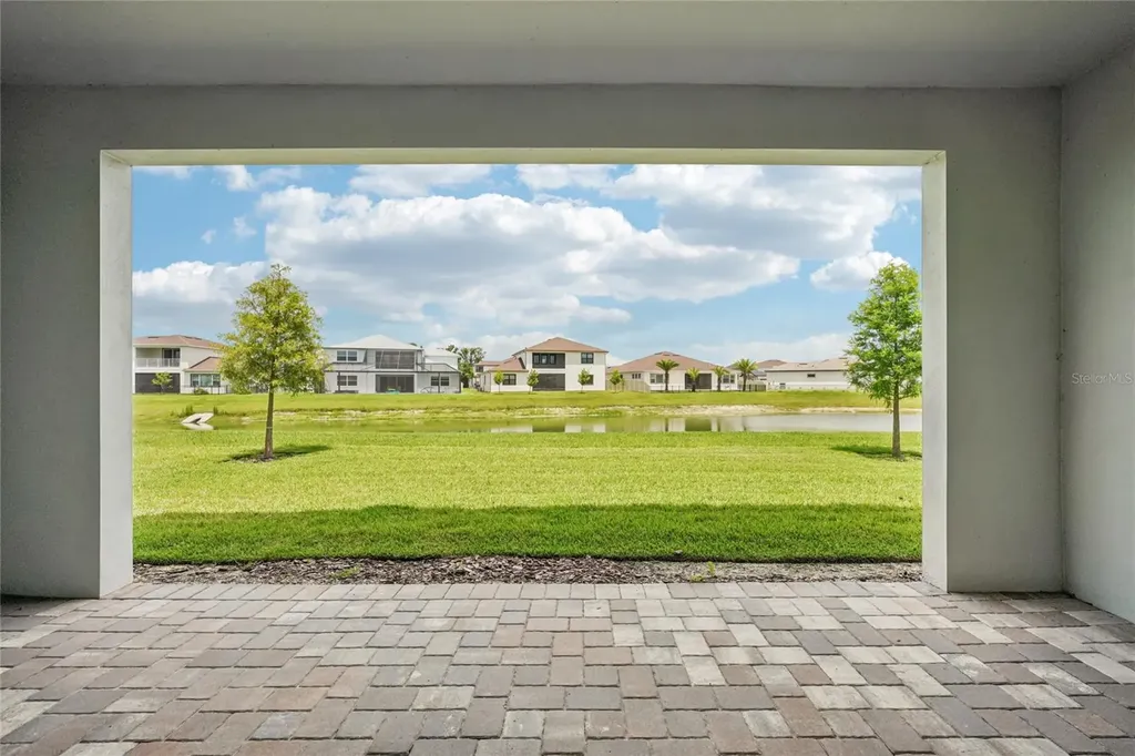 9201 Sanders Tree Loop Wesley Chapel FL 33545