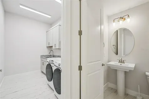 9201 Sanders Tree Loop Wesley Chapel FL 33545