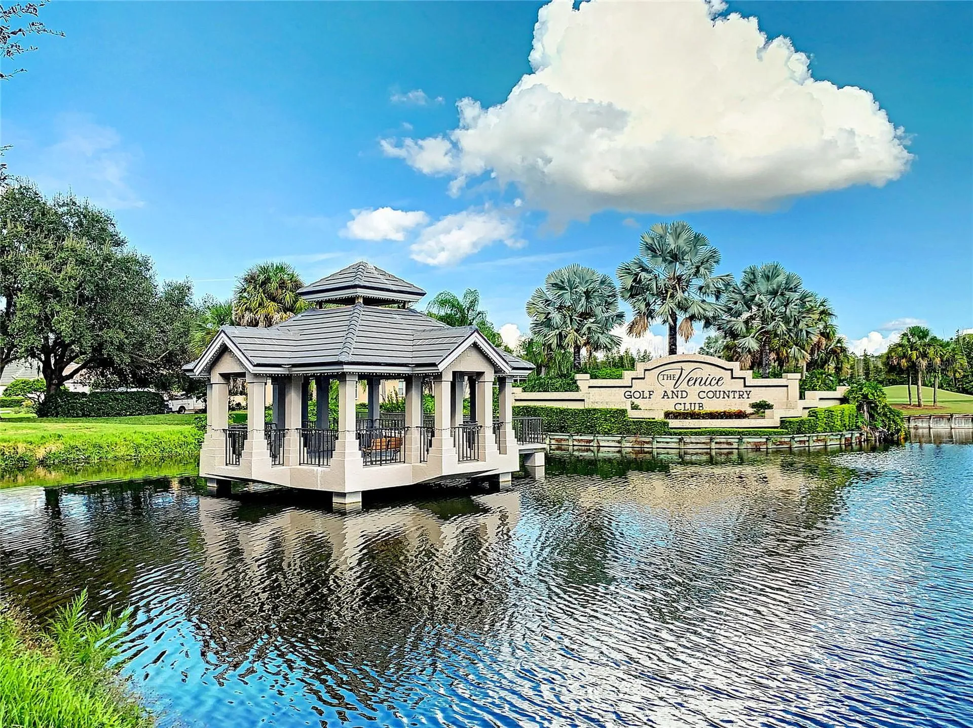 539 Fallbrook Drive Venice FL 34292