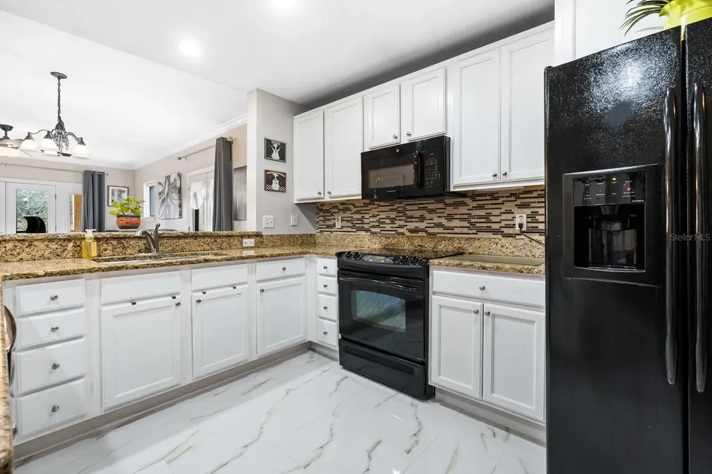 100 Bella Harbor Court Palm Coast FL 32137