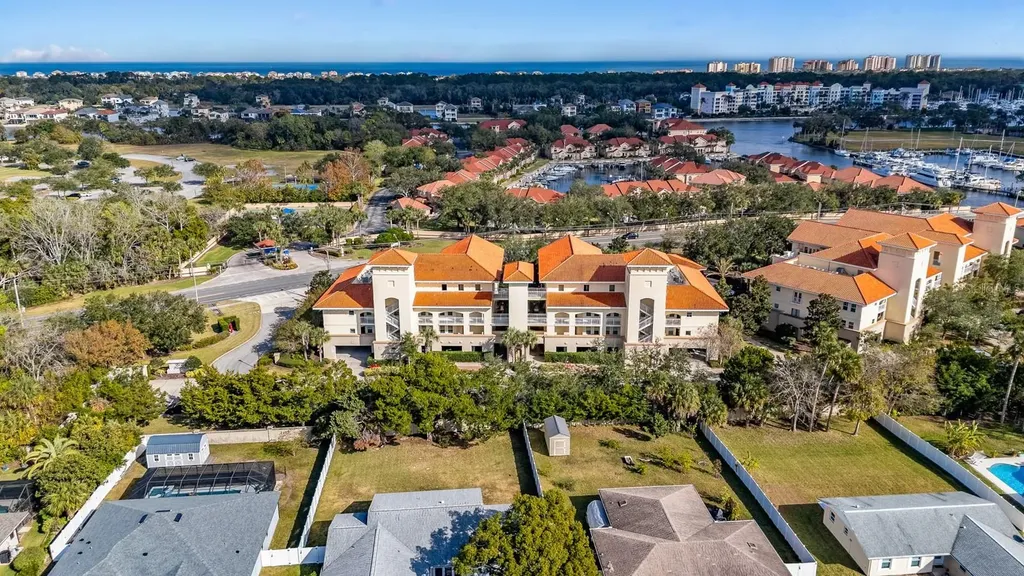 100 Bella Harbor Court Palm Coast FL 32137