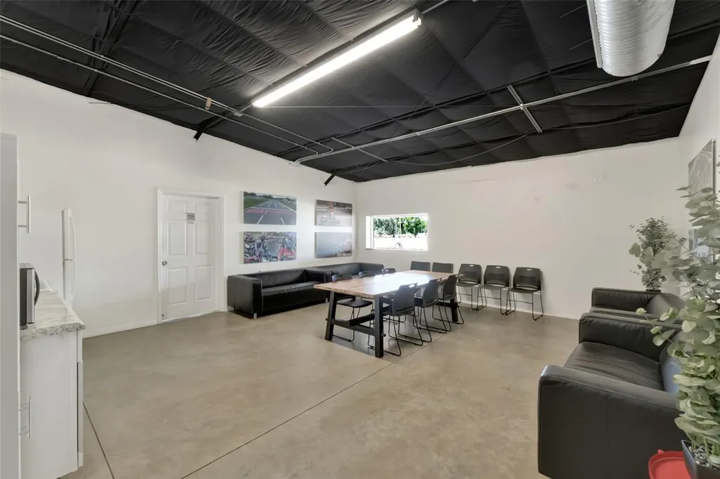 5821 Pit Road Bushnell FL 33513