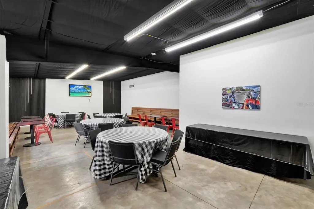 5821 Pit Road Bushnell FL 33513