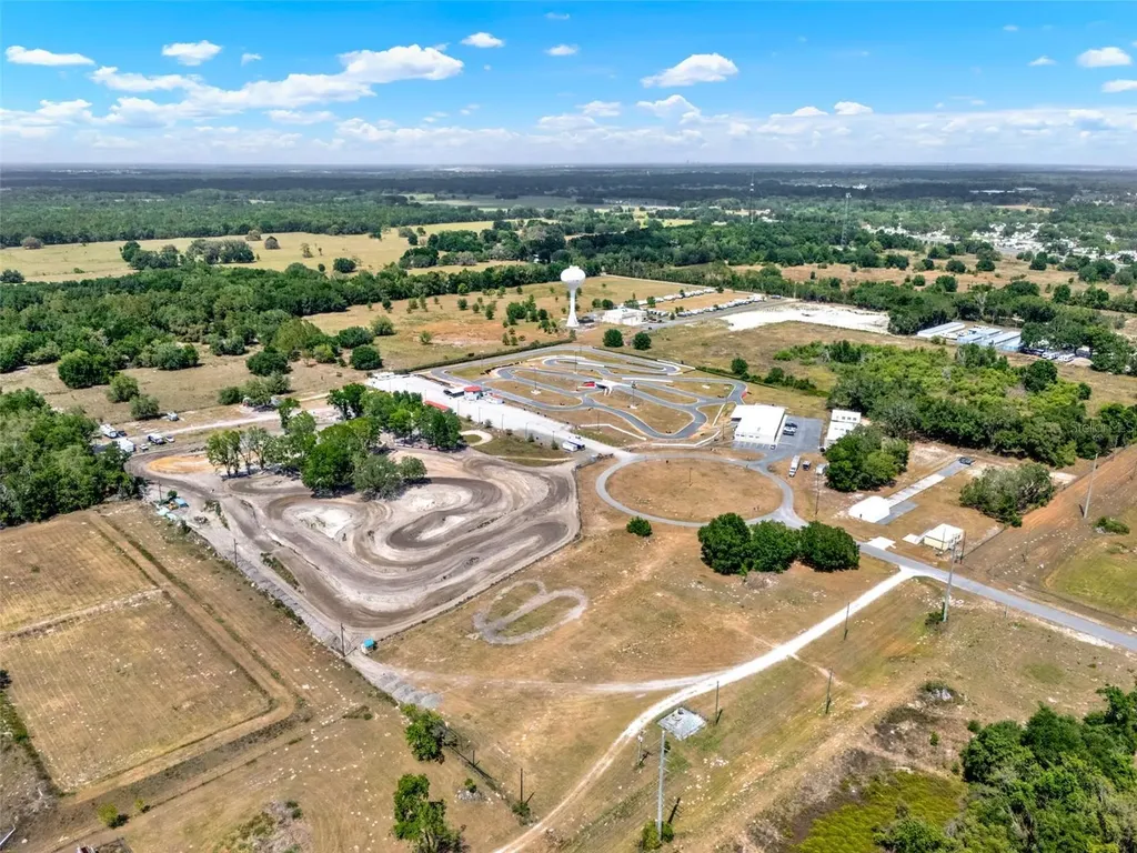 5821 Pit Road Bushnell FL 33513