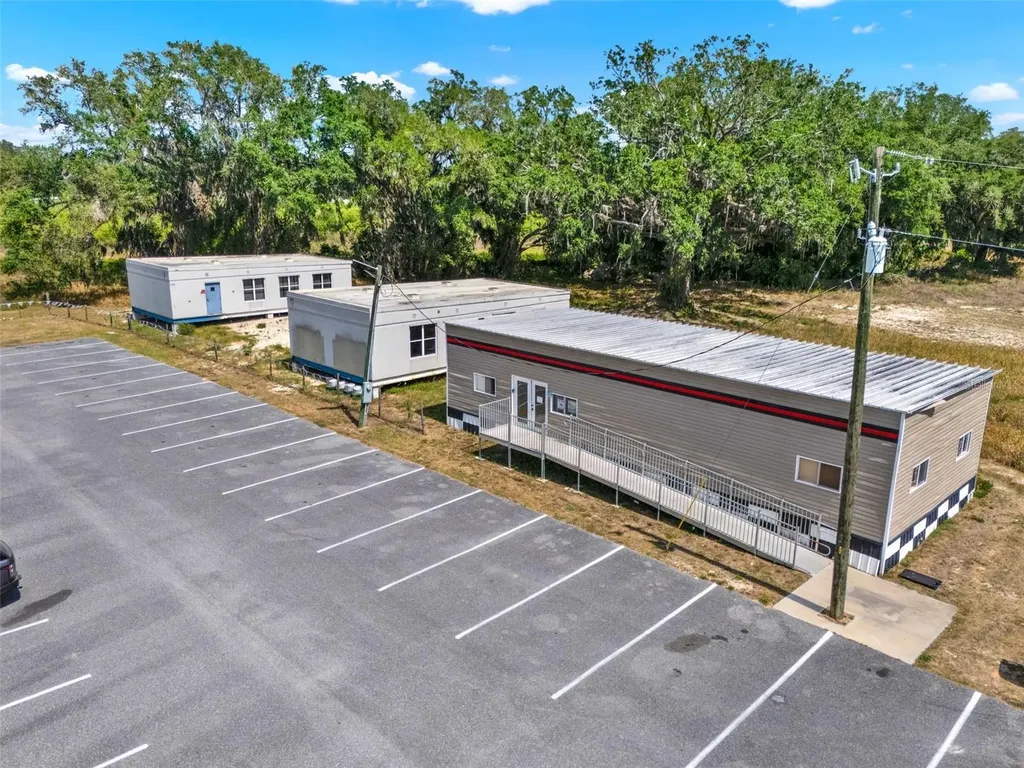 5821 Pit Road Bushnell FL 33513