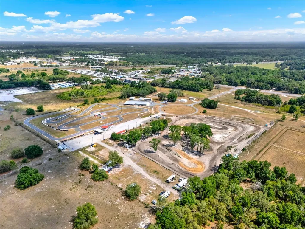 5821 Pit Road Bushnell FL 33513