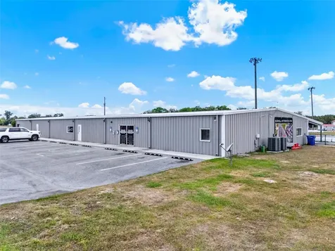 5821 Pit Road Bushnell FL 33513