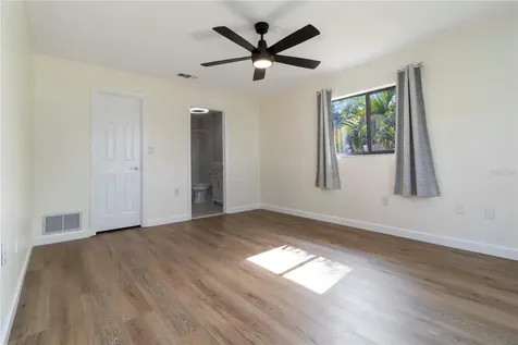 2477 Wood Oak Drive Sarasota FL 34232