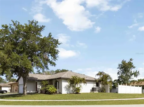 2477 Wood Oak Drive Sarasota FL 34232