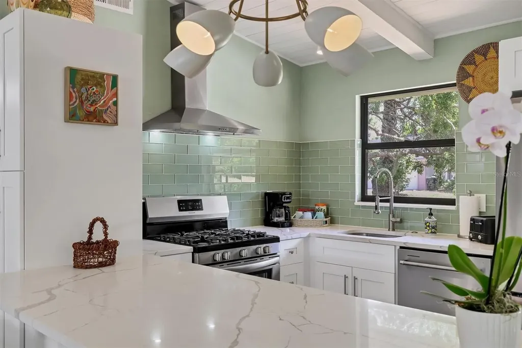 3940 Brookside Drive Sarasota FL 34231
