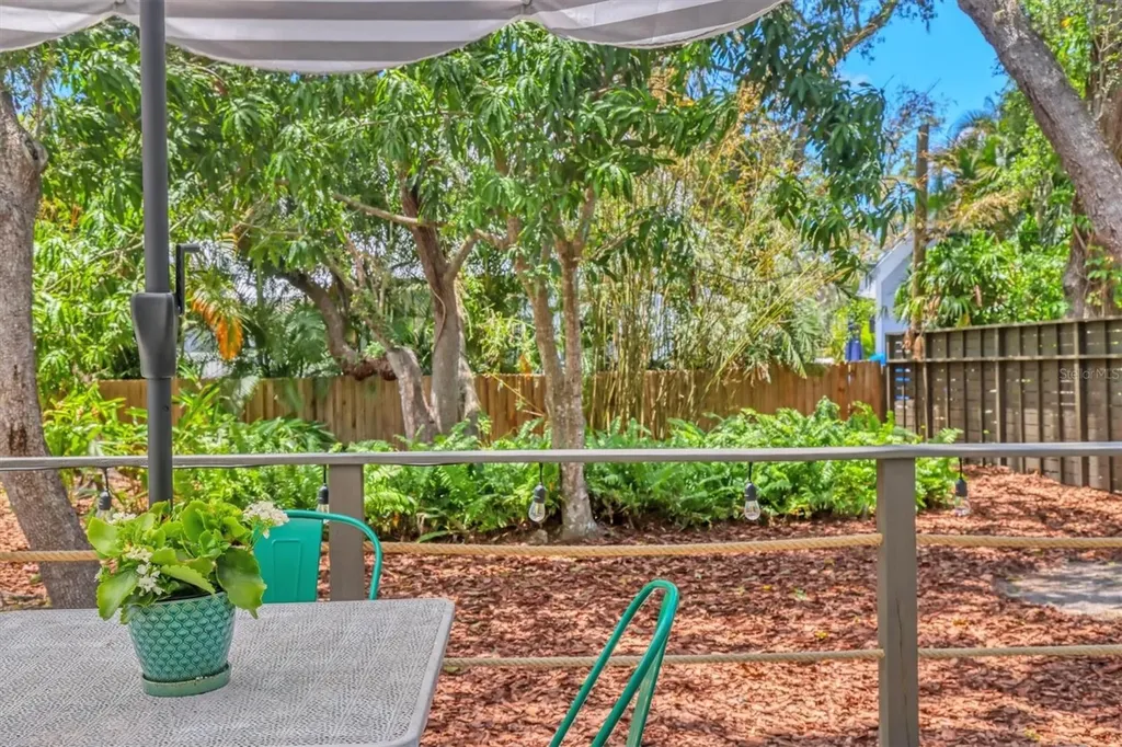 3940 Brookside Drive Sarasota FL 34231