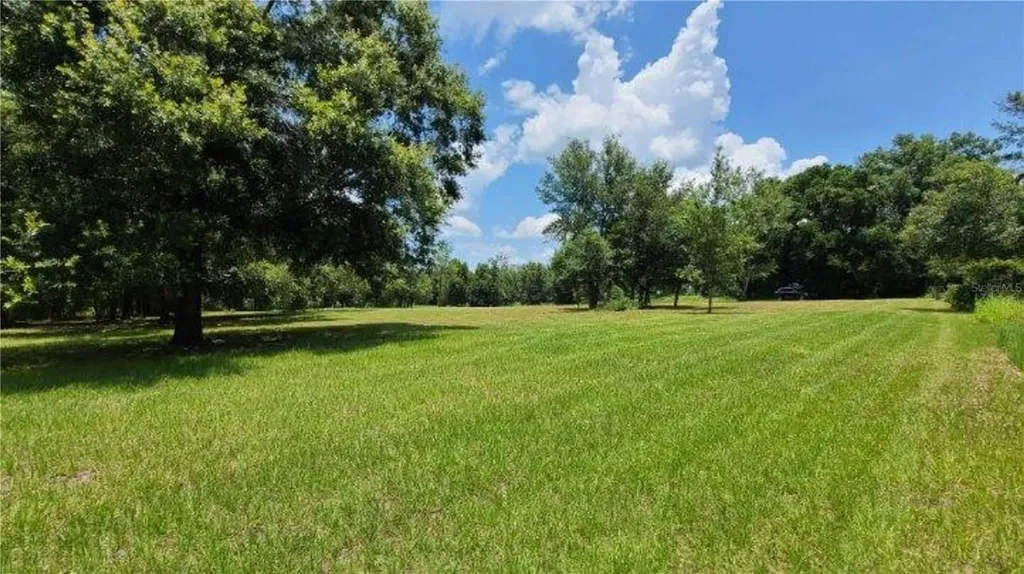 9630 Nelson Road Dade City FL 33525