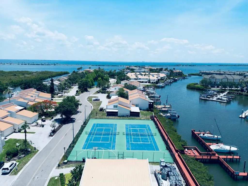 4360 Outrigger Lane Tampa FL 33615