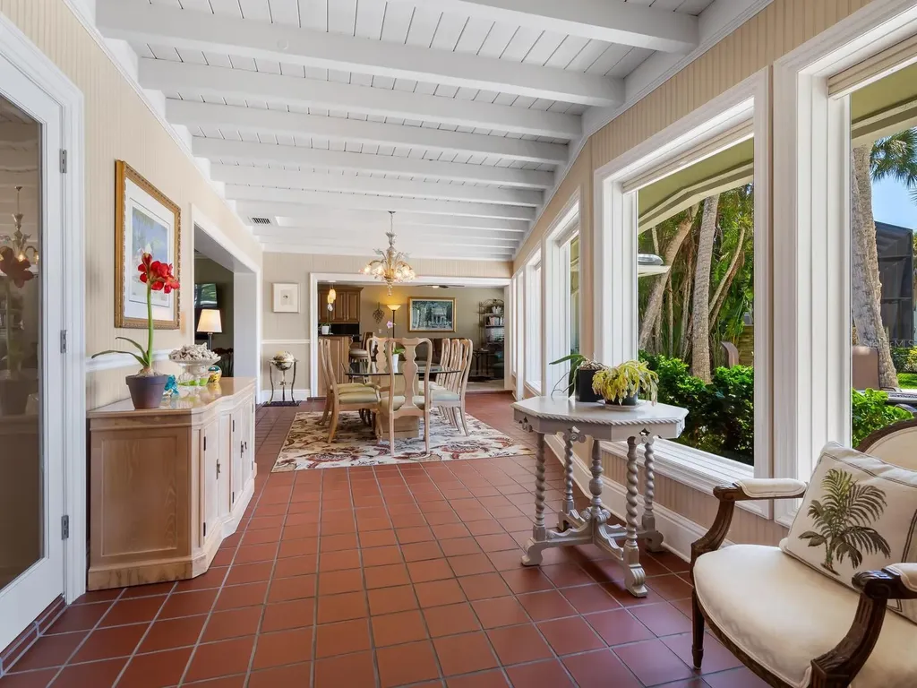 7614 Peninsular Drive Sarasota FL 34231