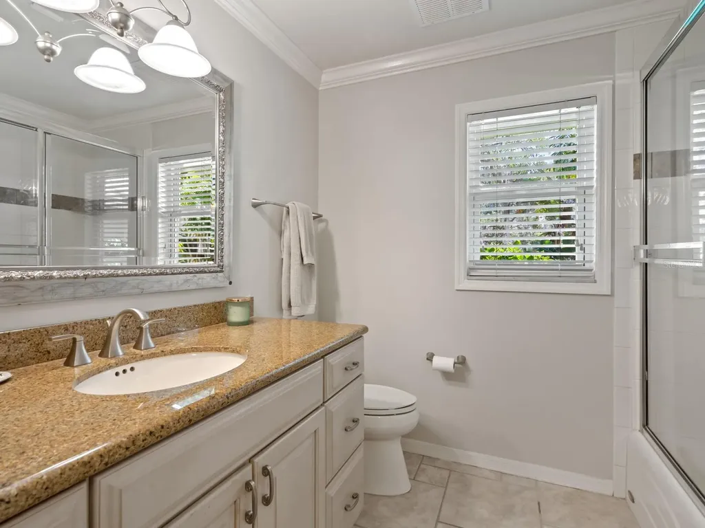7614 Peninsular Drive Sarasota FL 34231