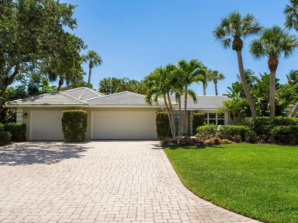 7614 Peninsular Drive Sarasota FL 34231