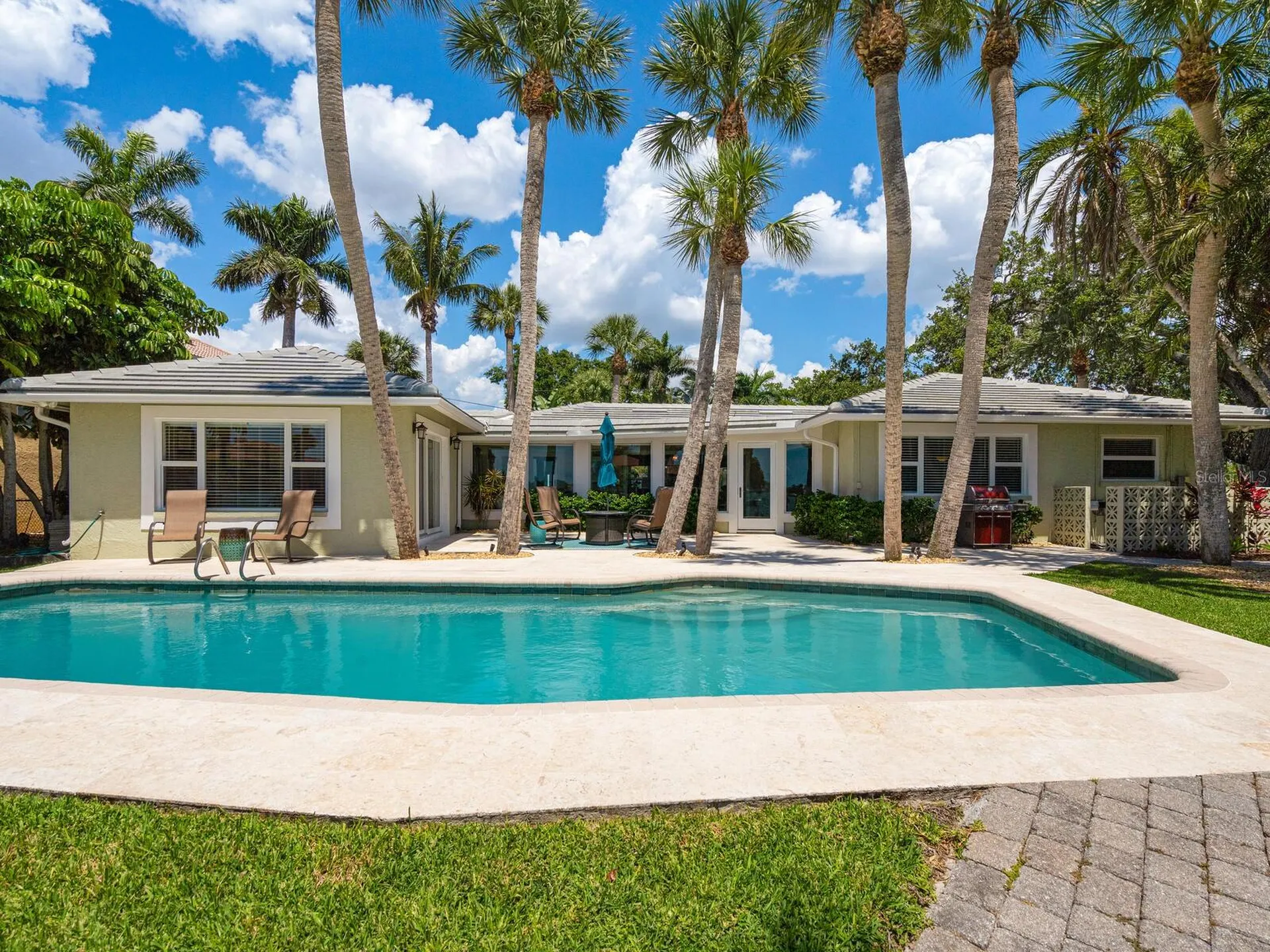 7614 Peninsular Drive Sarasota FL 34231