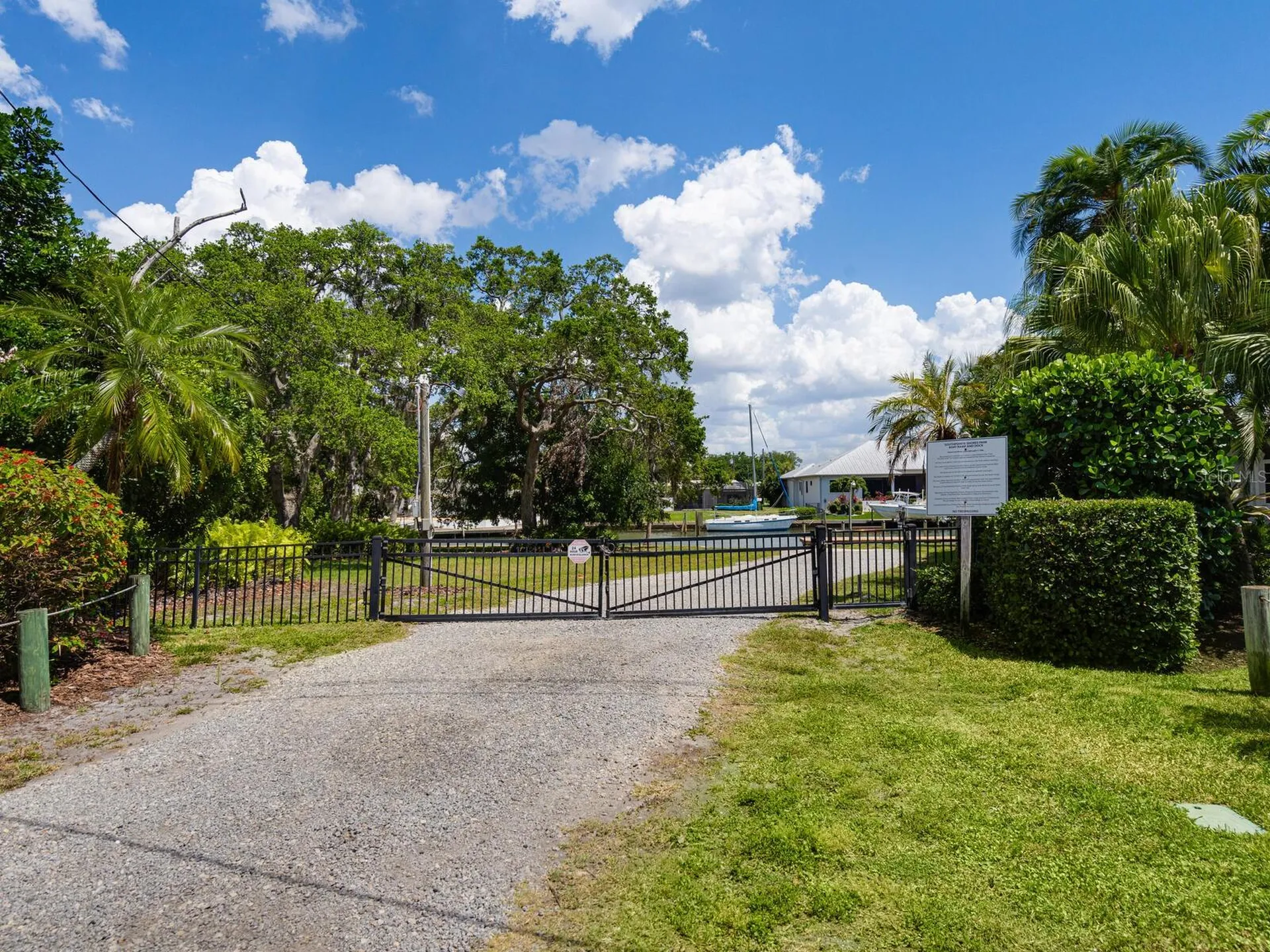 7614 Peninsular Drive Sarasota FL 34231