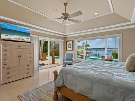 7614 Peninsular Drive Sarasota FL 34231