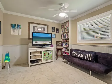 7614 Peninsular Drive Sarasota FL 34231