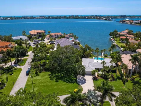 7614 Peninsular Drive Sarasota FL 34231