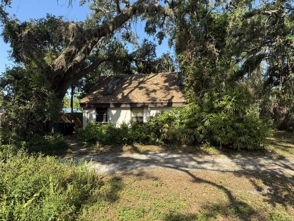 1511 11th Avenue W Palmetto FL 34221