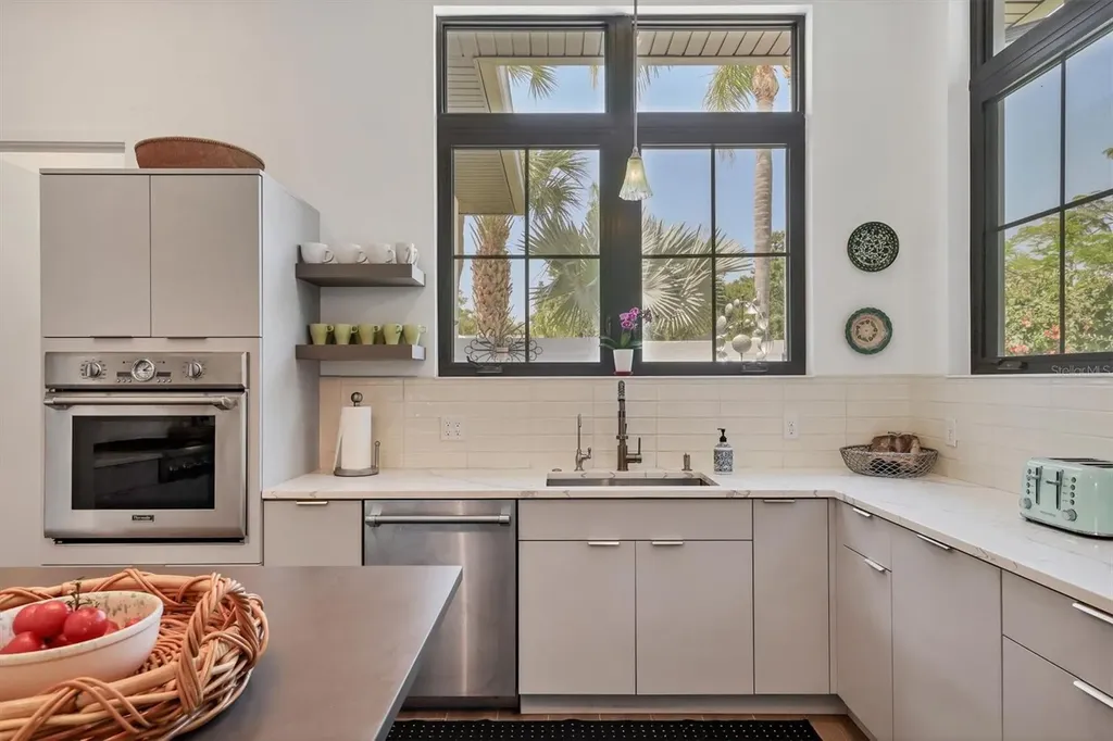 4425 Lords Drive Sarasota FL 34231
