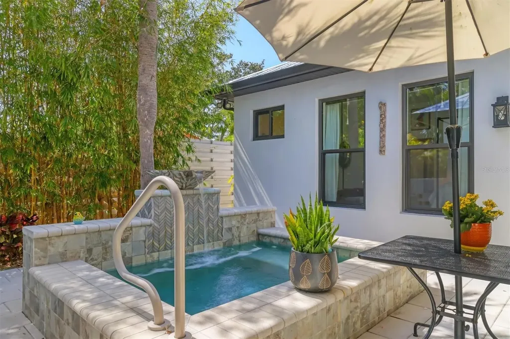 4425 Lords Drive Sarasota FL 34231