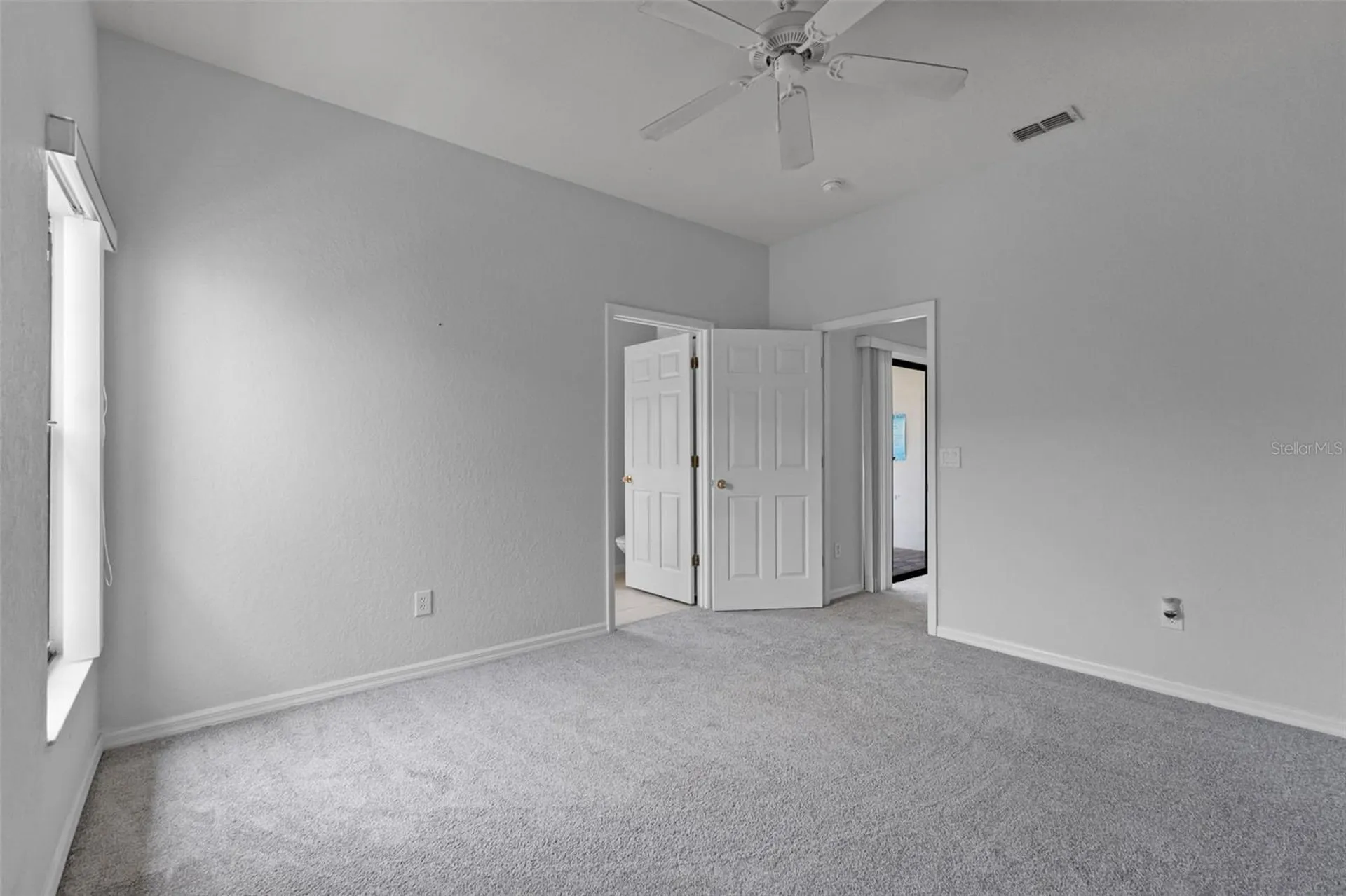 16614 Lazy Breeze Loop Clermont FL 34714