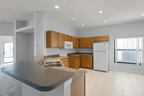 16614 Lazy Breeze Loop Clermont FL 34714