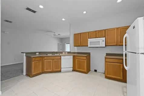 16614 Lazy Breeze Loop Clermont FL 34714