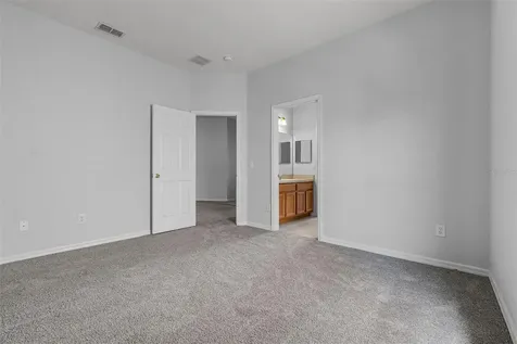 16614 Lazy Breeze Loop Clermont FL 34714