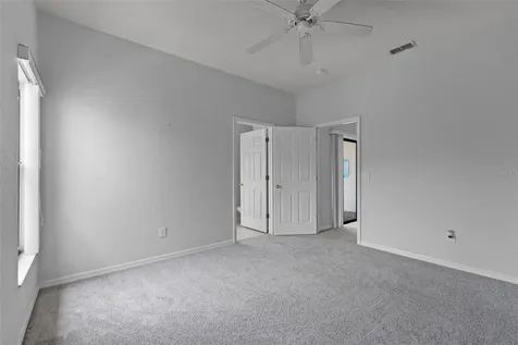 16614 Lazy Breeze Loop Clermont FL 34714