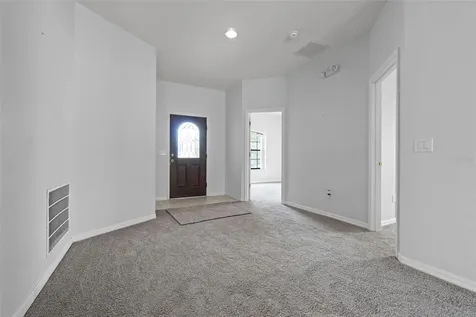 16614 Lazy Breeze Loop Clermont FL 34714