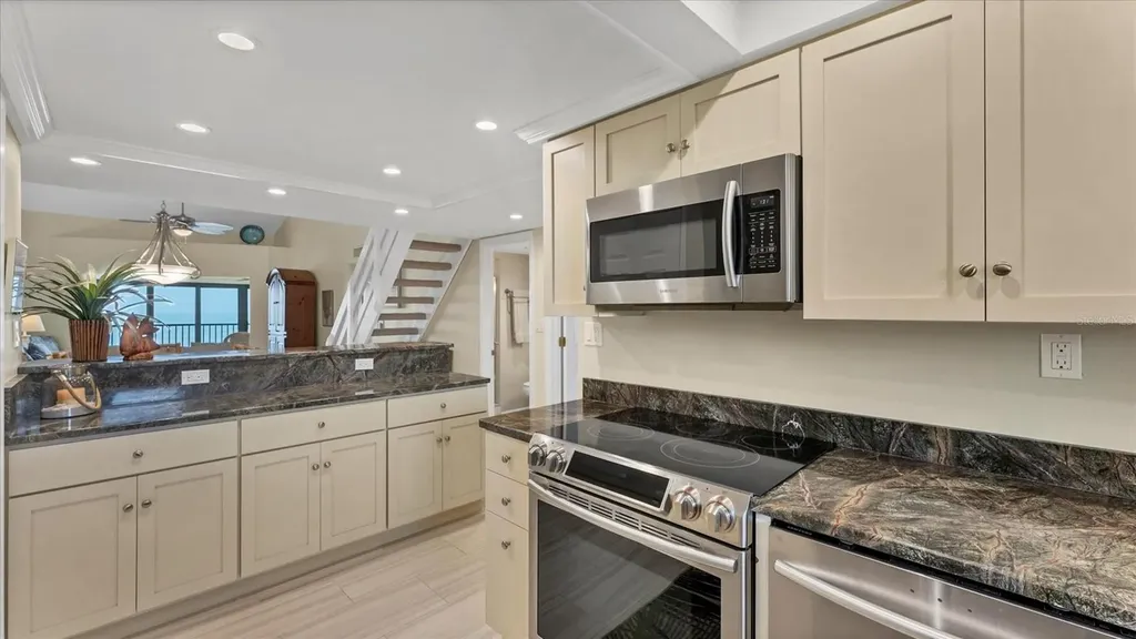 2700 N Beach Road Englewood FL 34223