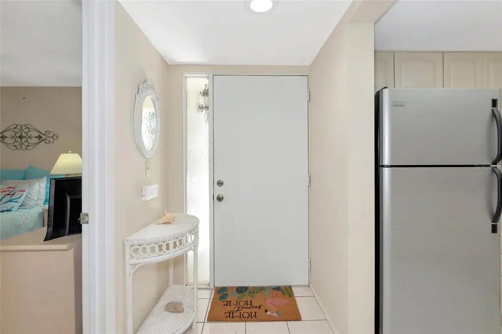 4650 Ringwood Meadow Sarasota FL 34235