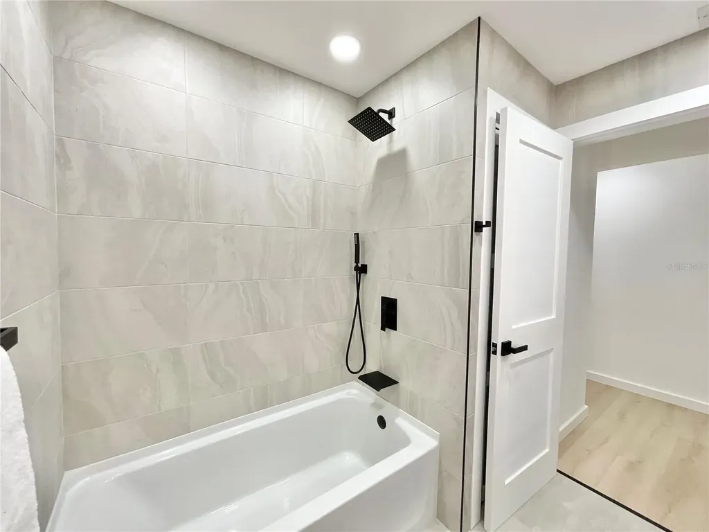 1290 Michigan Boulevard Dunedin FL 34698