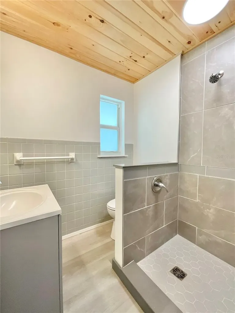 1290 Michigan Boulevard Dunedin FL 34698