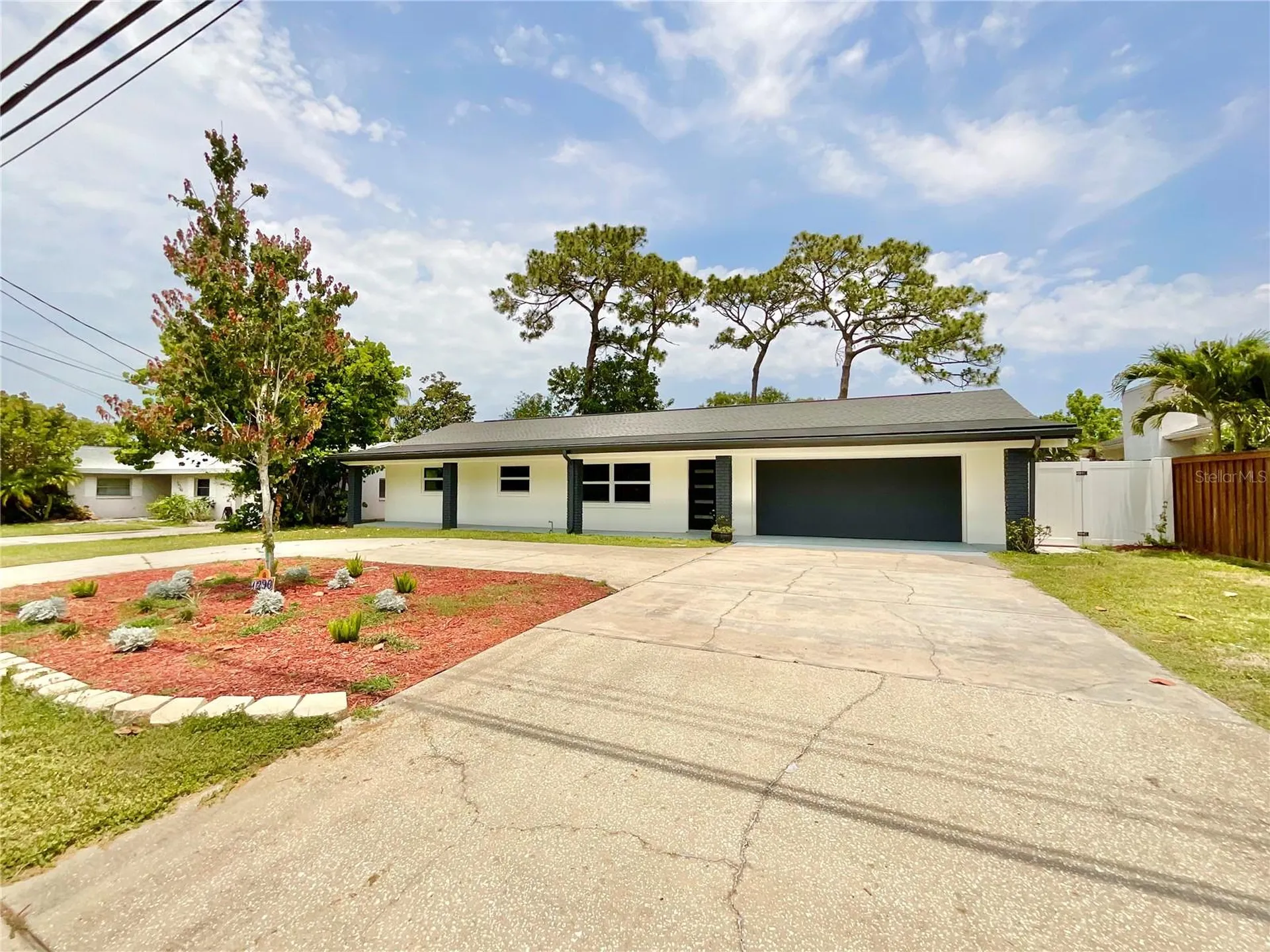1290 Michigan Boulevard Dunedin FL 34698