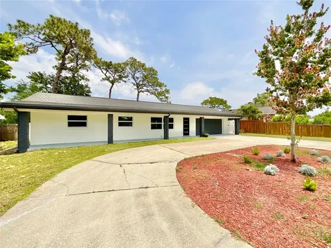 1290 Michigan Boulevard Dunedin FL 34698