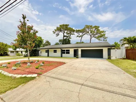 1290 Michigan Boulevard Dunedin FL 34698