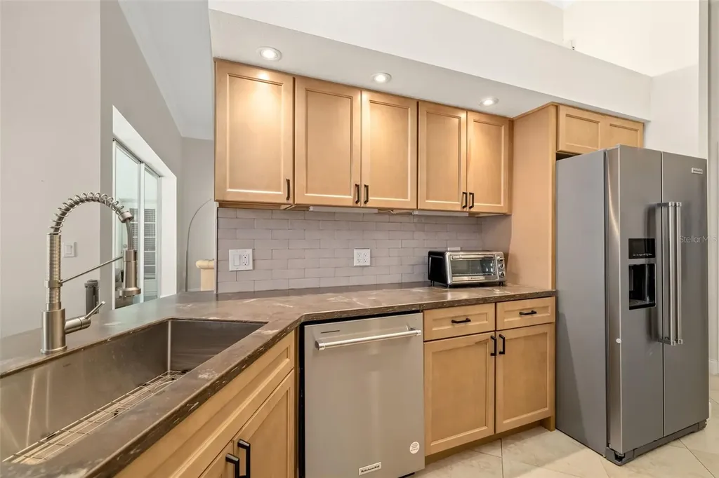 3988 Berlin Drive Sarasota FL 34233