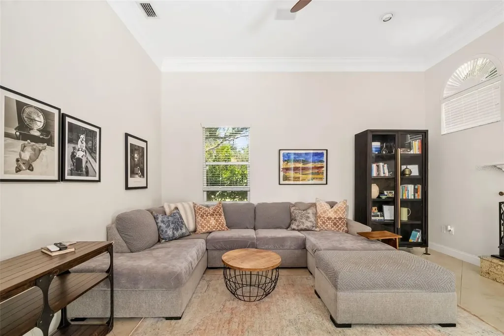 3988 Berlin Drive Sarasota FL 34233