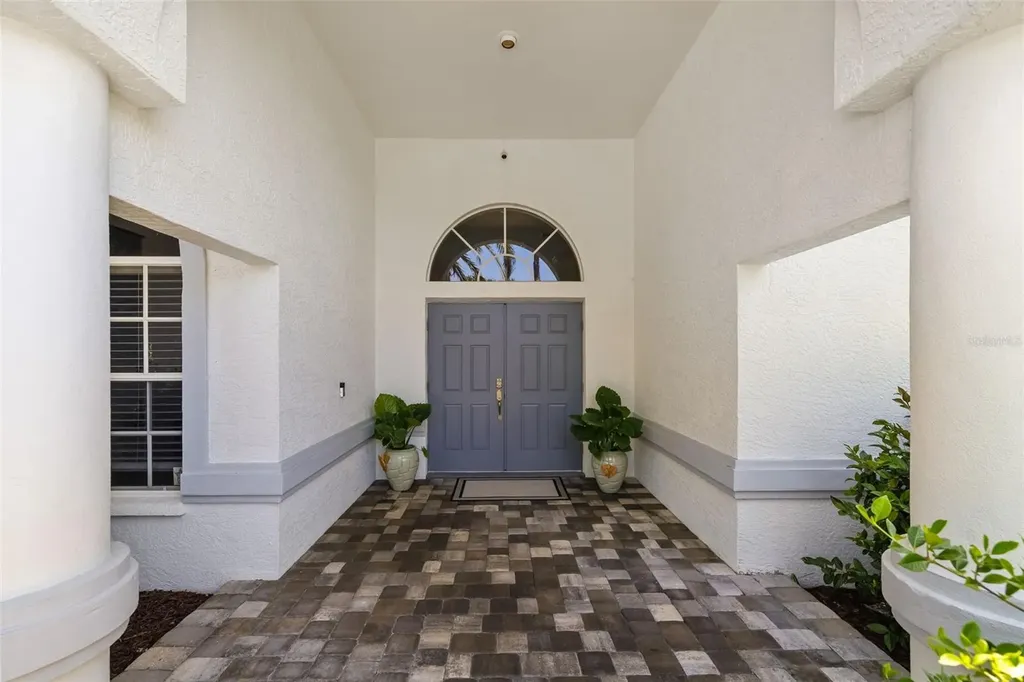 3988 Berlin Drive Sarasota FL 34233