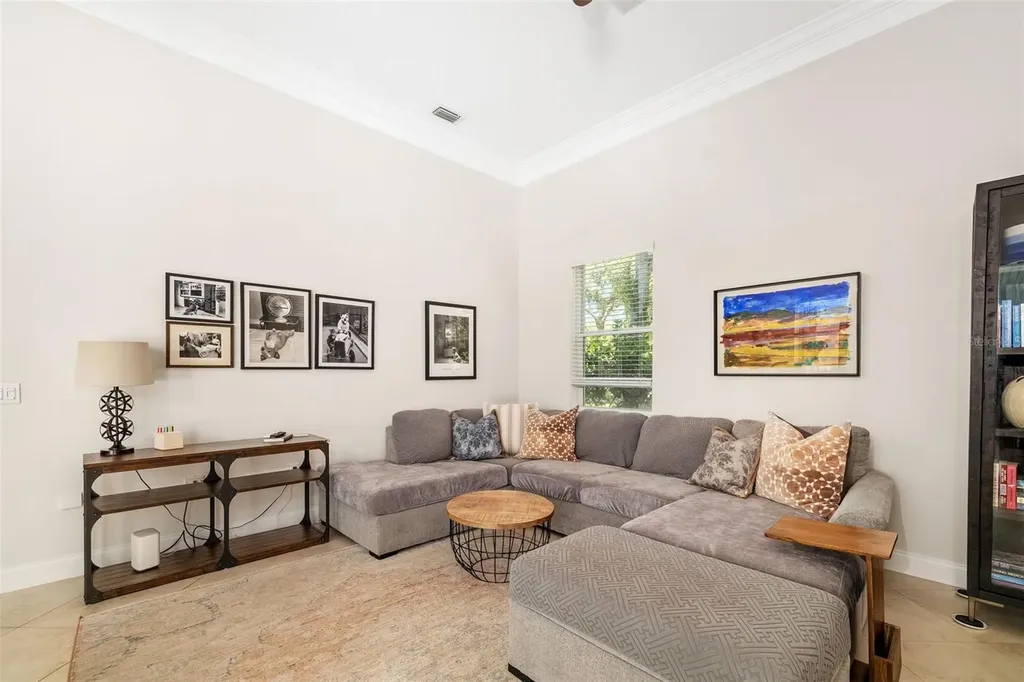 3988 Berlin Drive Sarasota FL 34233