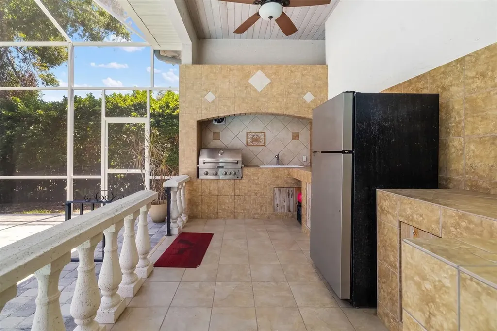3988 Berlin Drive Sarasota FL 34233