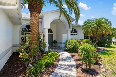 3988 Berlin Drive Sarasota FL 34233